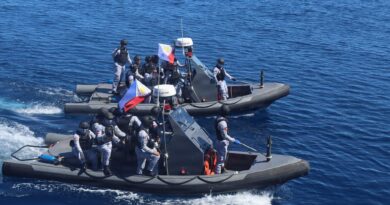Stronger together at sea!